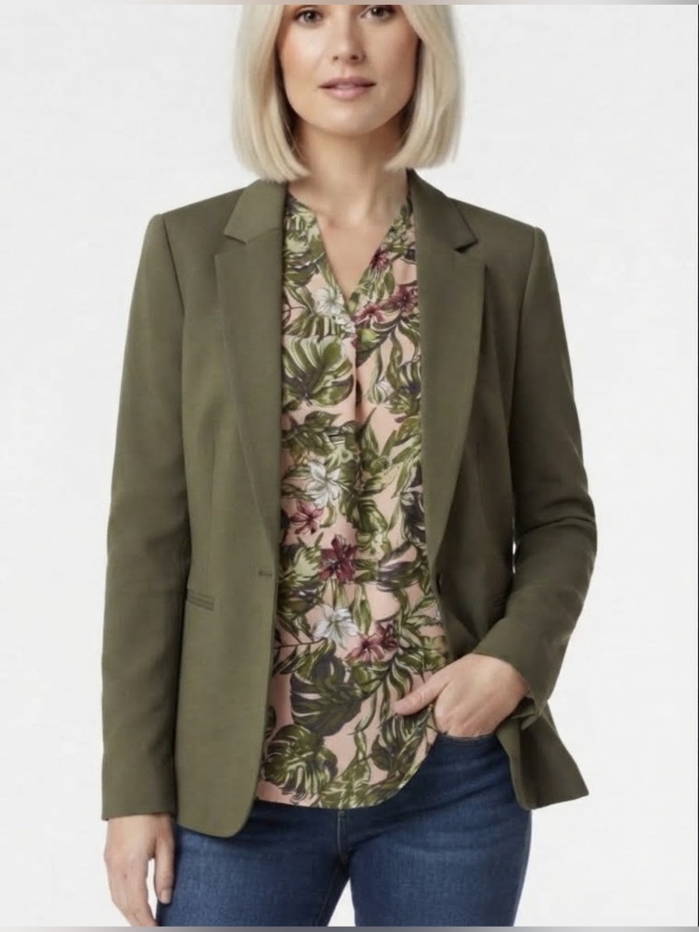 Junarose Tropical Floral Sleeveless Blouse Size 24